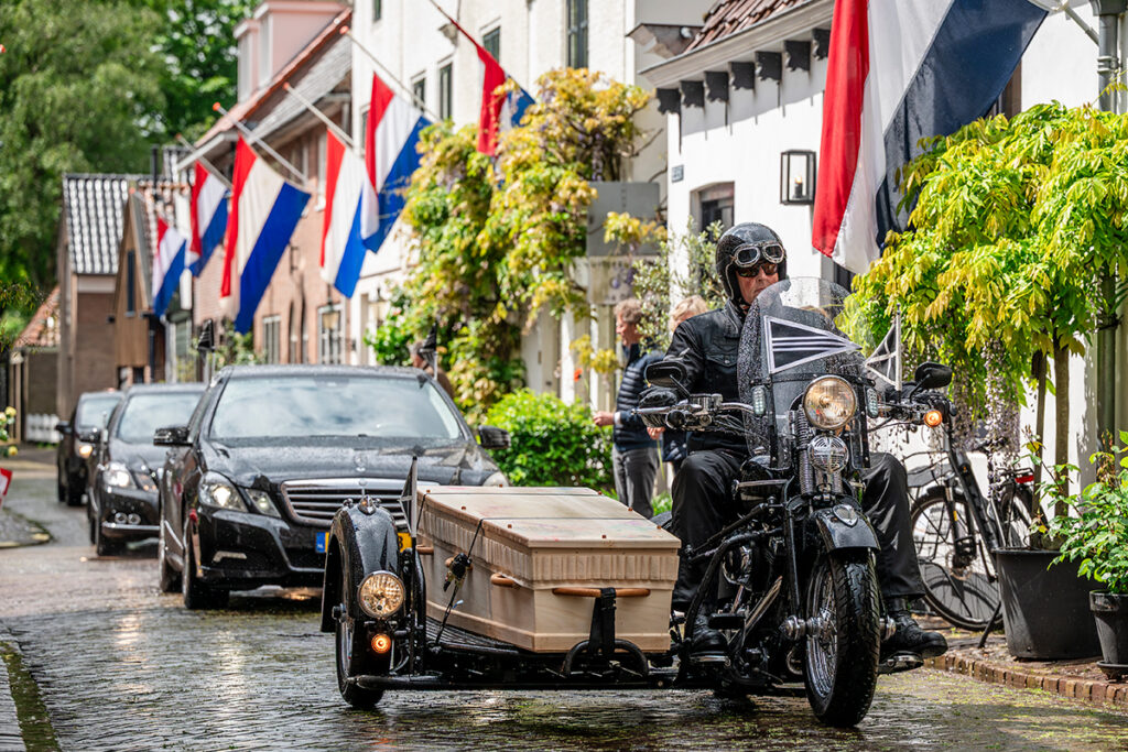 motor rouwstoet rouwmotor